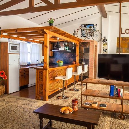Apartamento Loft La Encina Torrejón el Rubio Zewnętrze zdjęcie