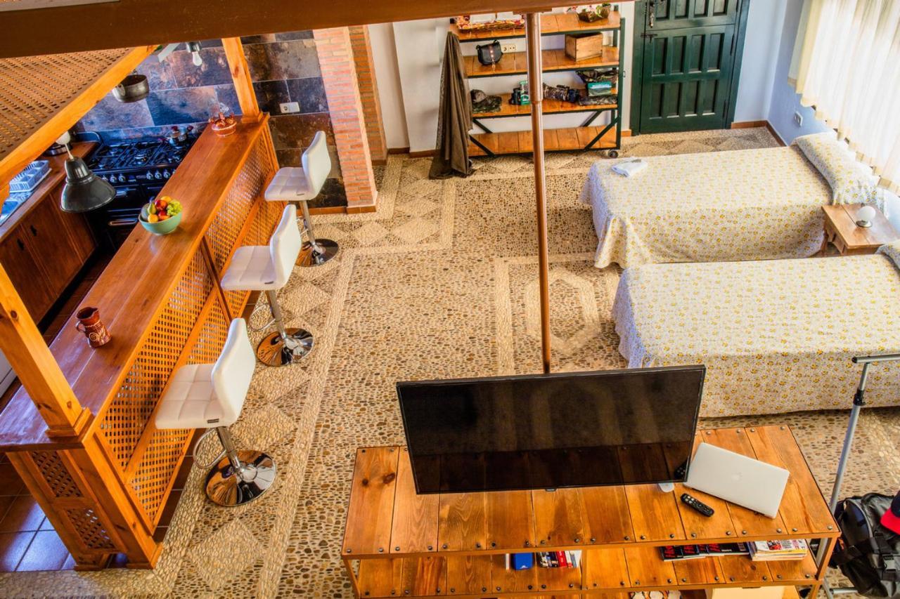 Apartamento Loft La Encina Torrejón el Rubio Zewnętrze zdjęcie